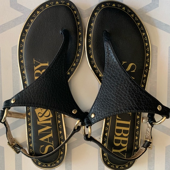 Almost new Sam & Libby sandals black and gold size 7 1/2 - Picture 3 of 3